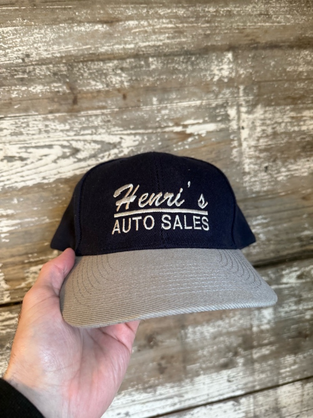 Vintage Henri’s Auto Sales hat navy blue with